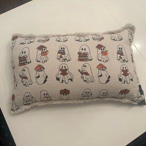 T.J.Maxx Cynthia Rowley Ghost Reading a Book Pillow NWT
